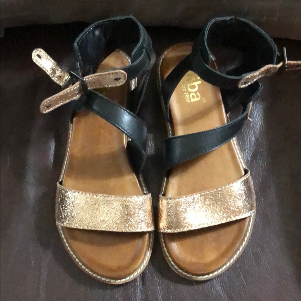 Diba sandals